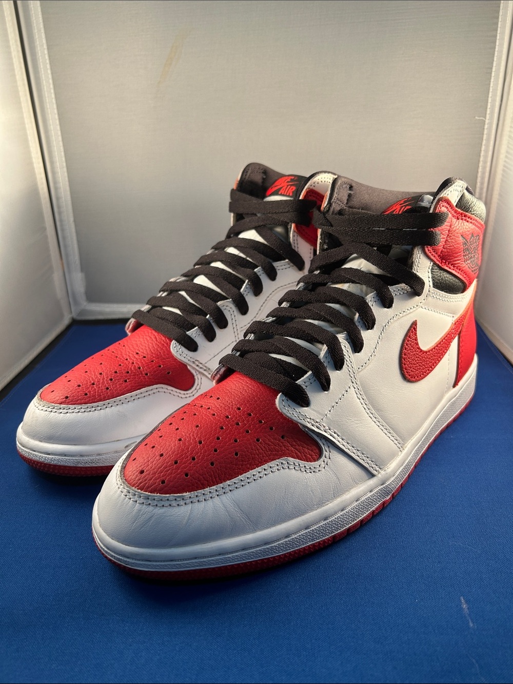 Air Jordan 1 Retro Hi OG Heritage